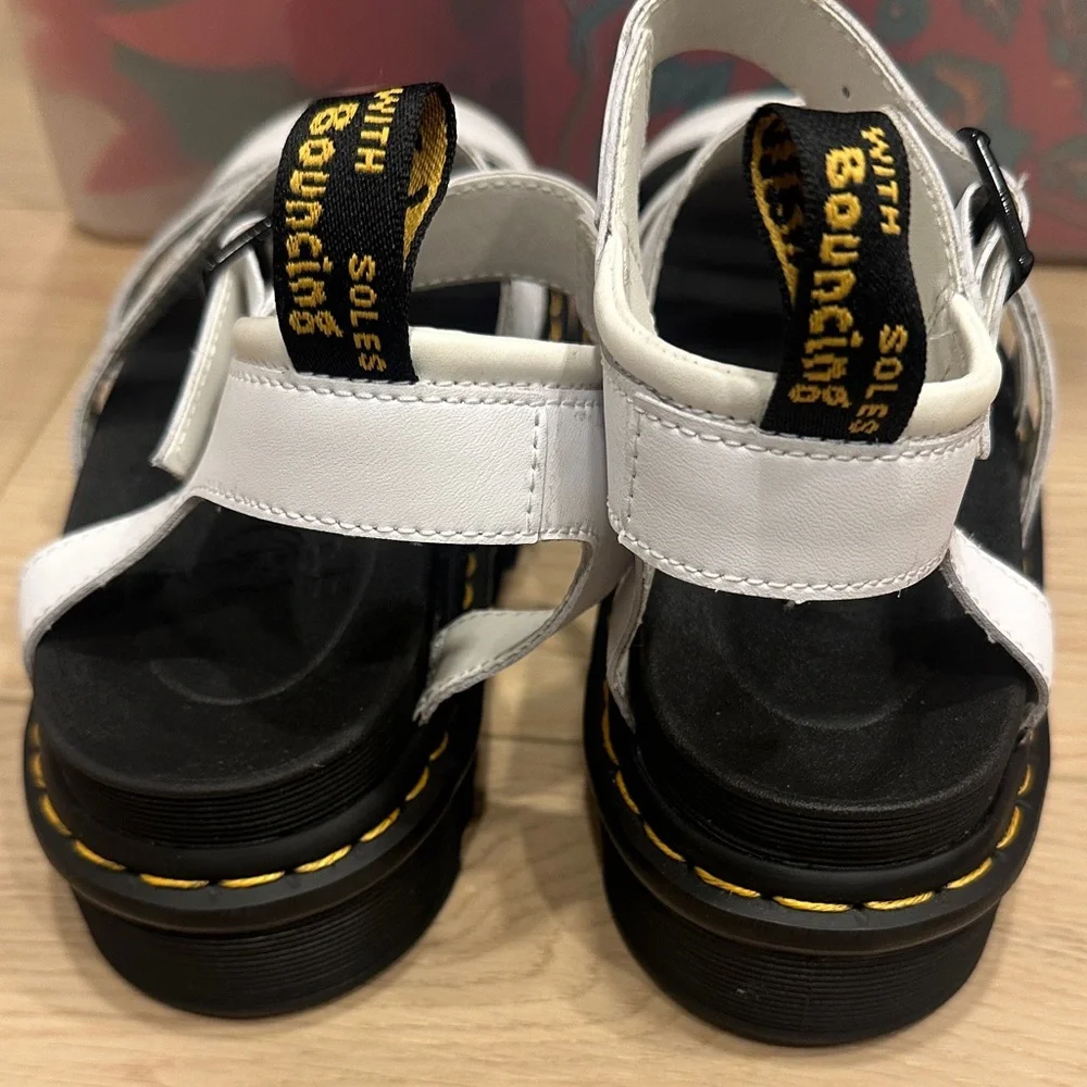 Dr. Martens women’s White Strap Sandals US 8